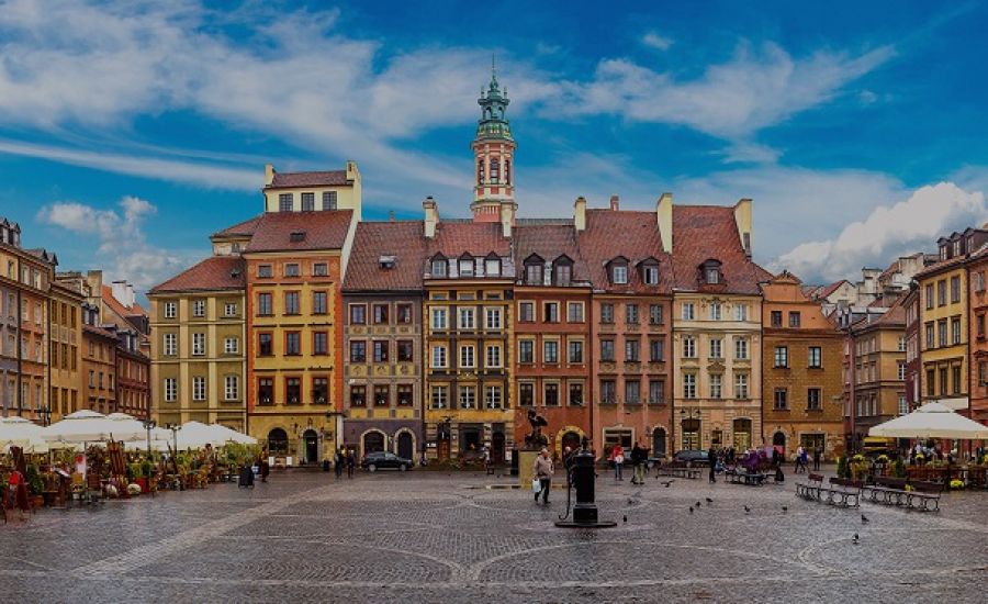 Warsaw, Poland | 10 of Europe's Cheapest Cities for Fall Travel | Her Beauty