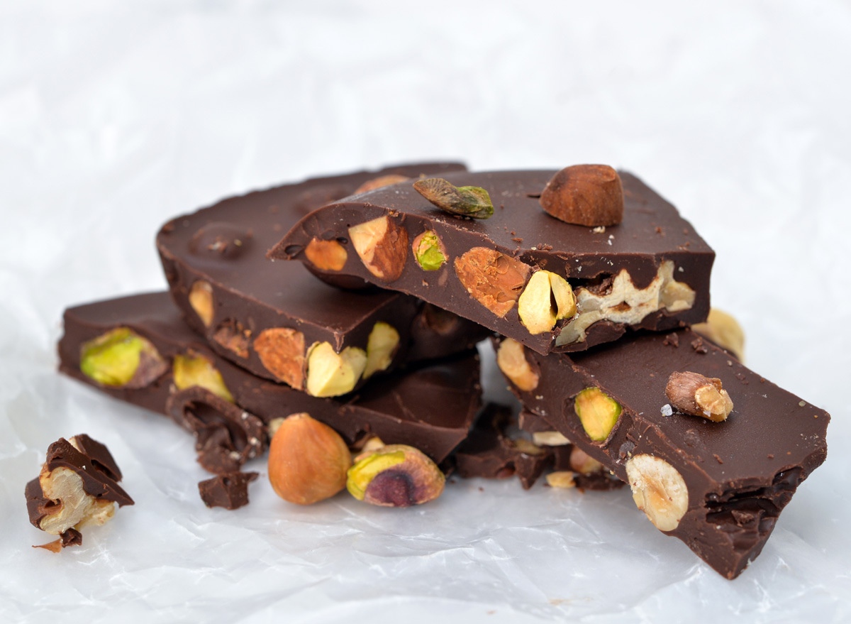 dark chocolate nut bark