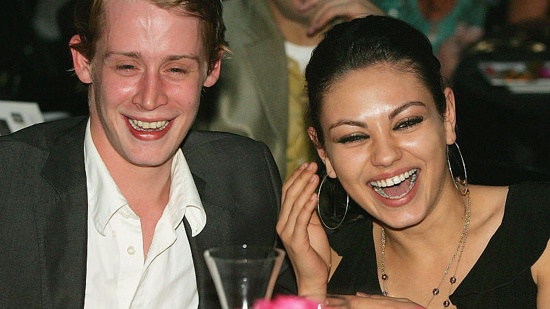 10-celebrity-couples-that-we-never-saw-coming-macaulay-culkin-mila-kunis