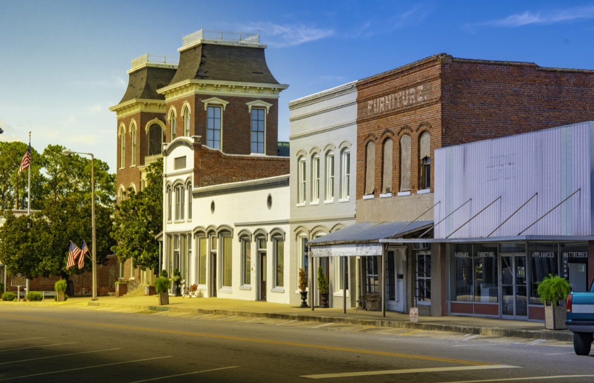 empt street and store in Union Springs, Alabama