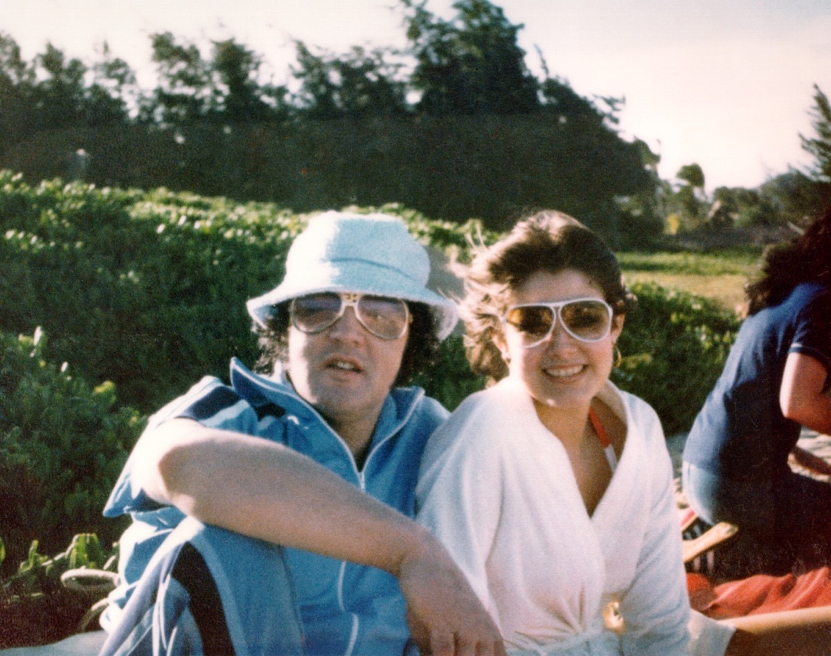 elvis presley and ginger alden in hawaii march 1977