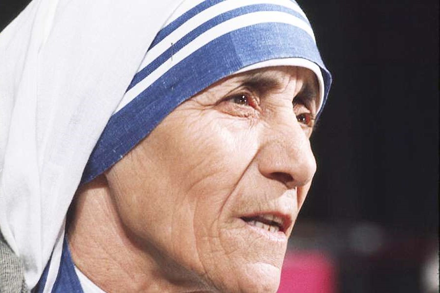 Mother Teresa | 10 Most Influential Women in History | Her Beauty