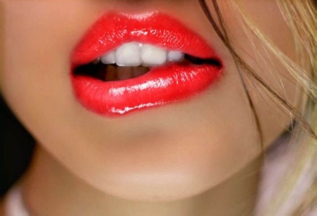 unique_ways_to_rock-red_lipstick_01