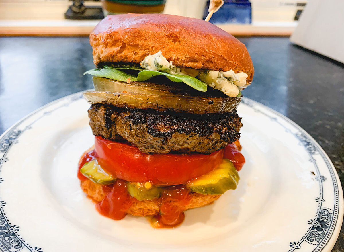 beef burger mushrooms