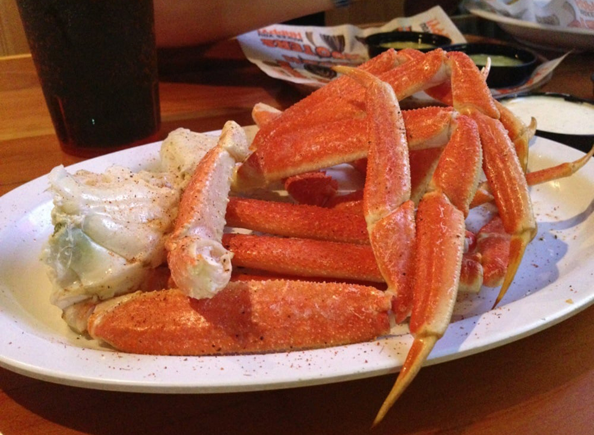 hooters snow crab legs