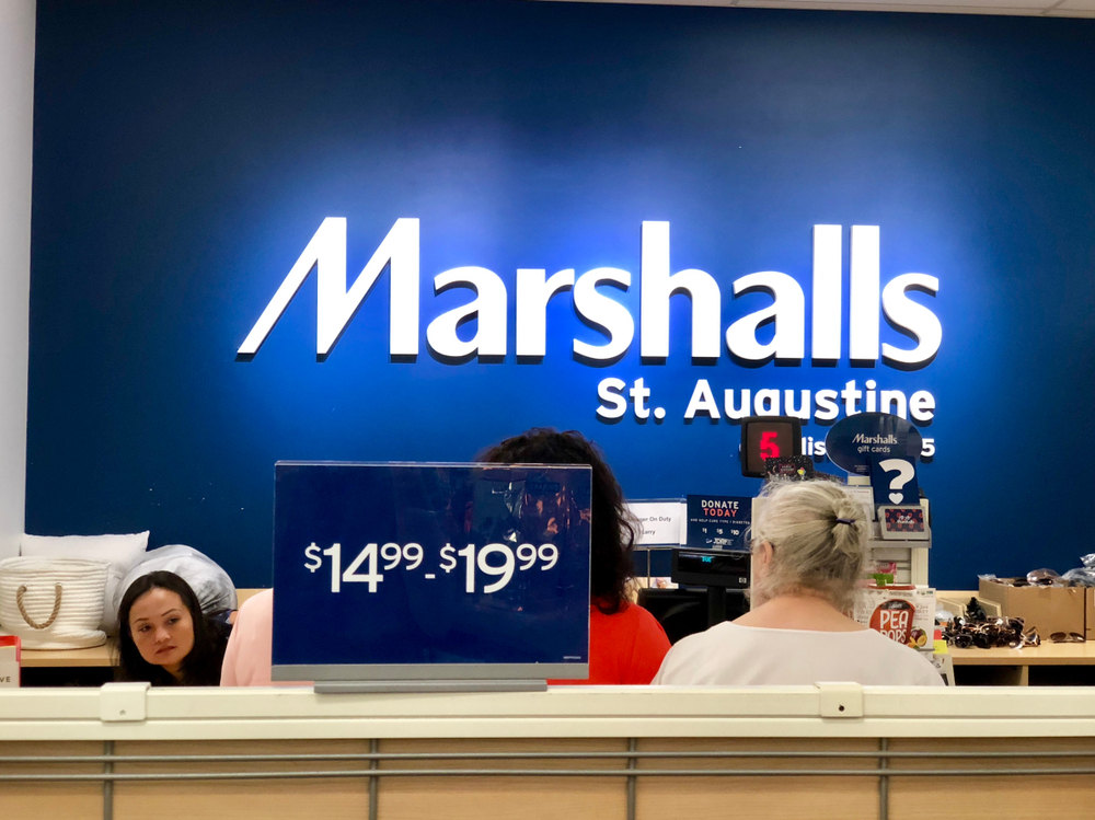 marshalls store checkout line