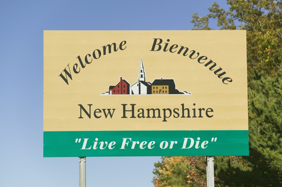 new hampshire state welcome sign, iconic state photos