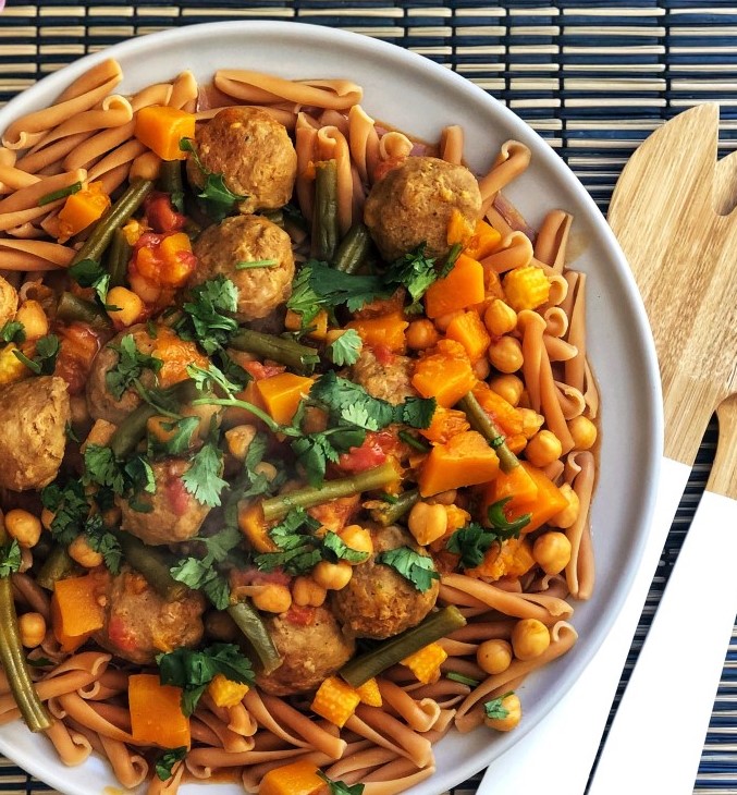 Mild Meatball Pumpkin Curry | 12 Healthy Pumpkin Recipes Perfect for Fall | Her Beauty