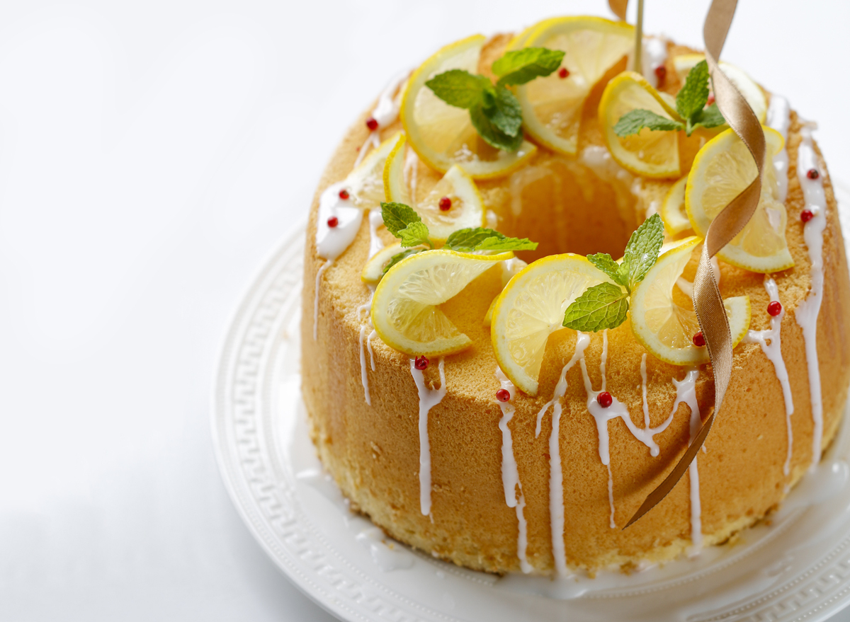 Lemon chiffon cake