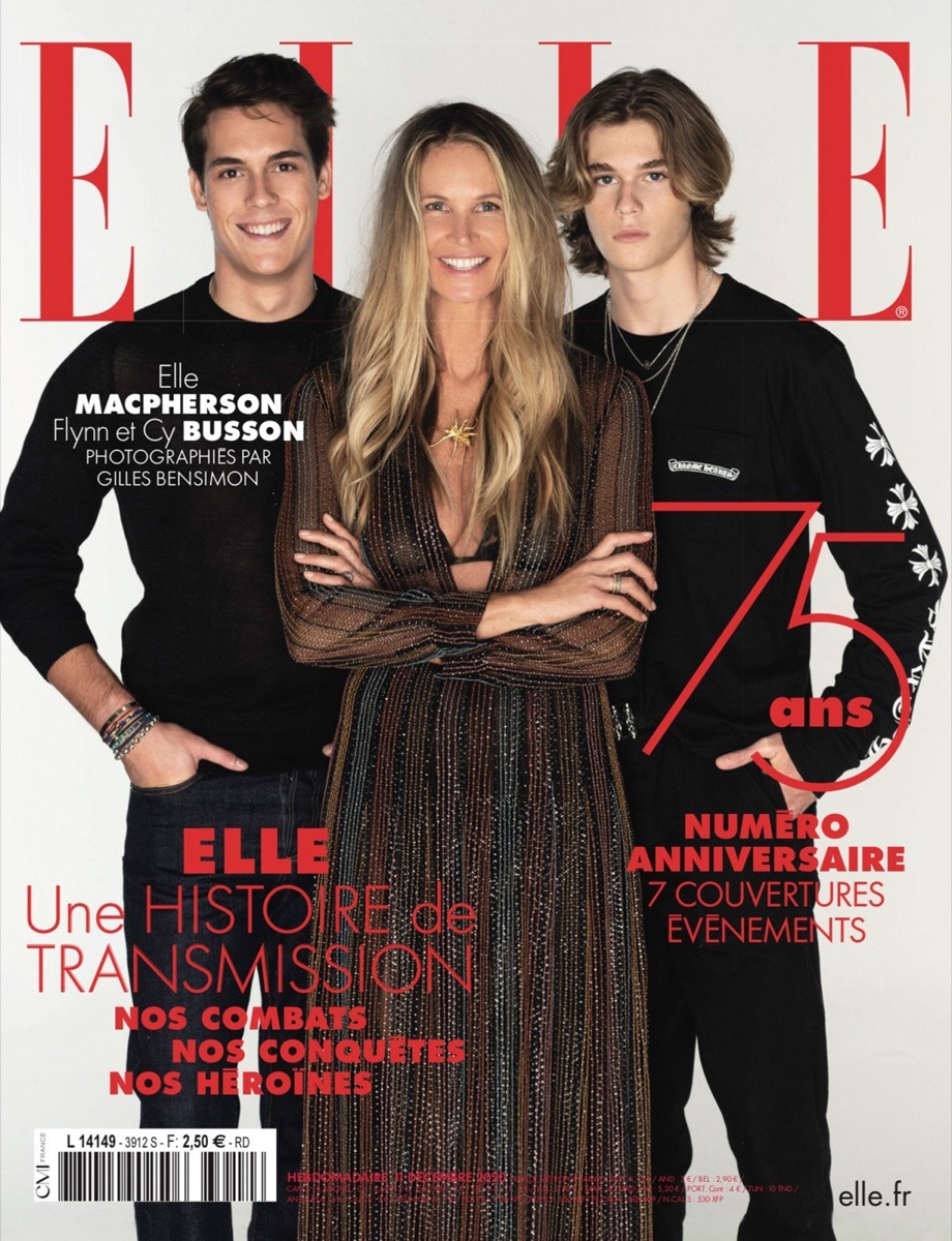 elle macpherson and her two sons in dark outfits posing on Elle France cover