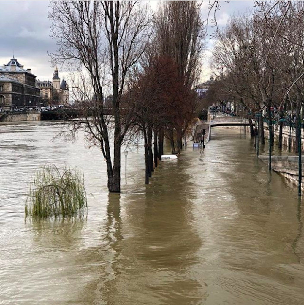 paris is flooding, january 2018