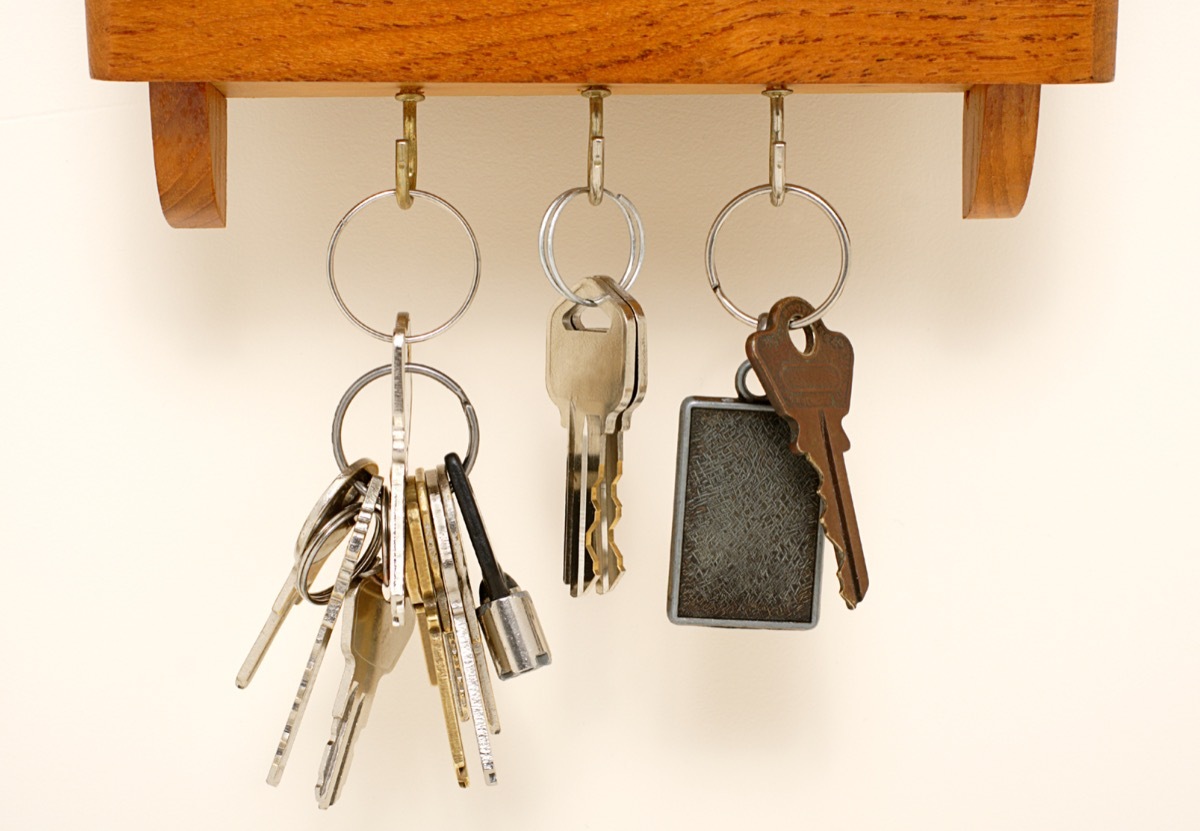 Key Rack {Home Organization Tips}