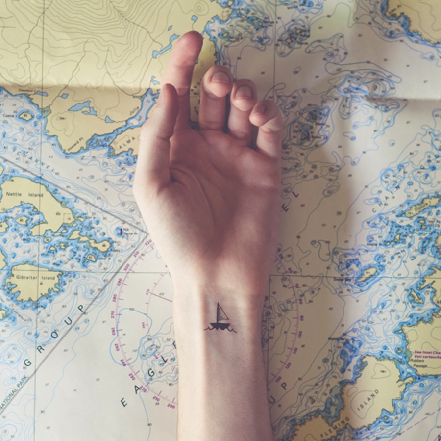 amazingly-attractive-wrist-tattoo-ideas-10