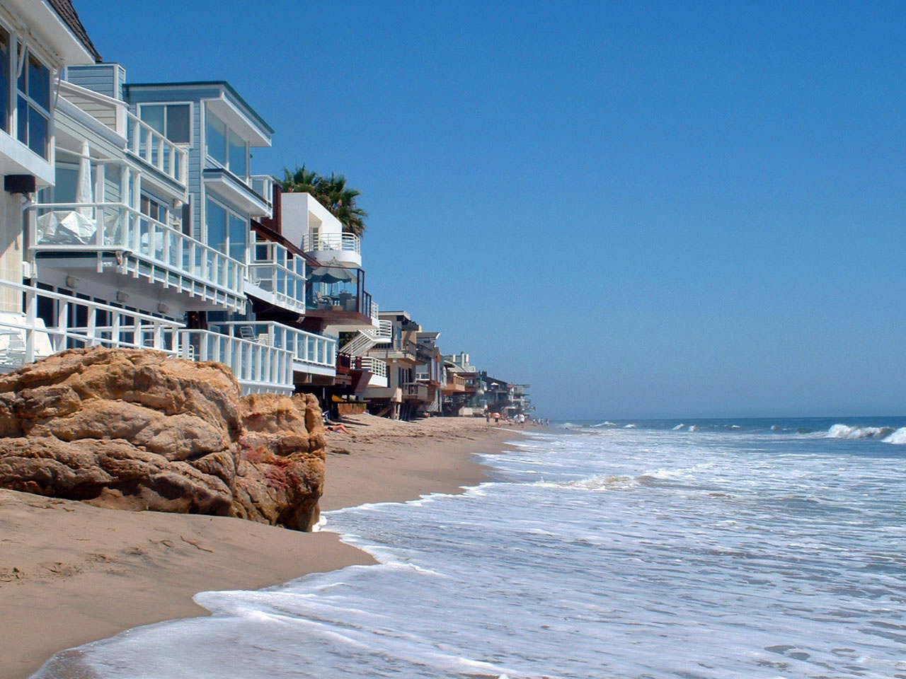 1. Malibu, USA 1