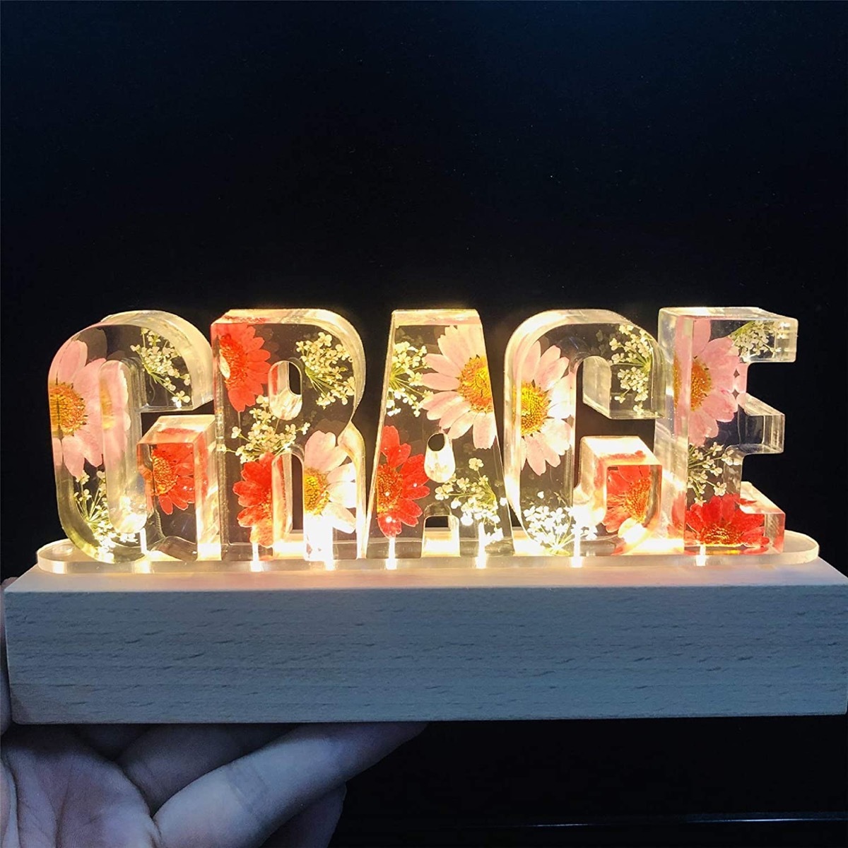 Resin flower lamp