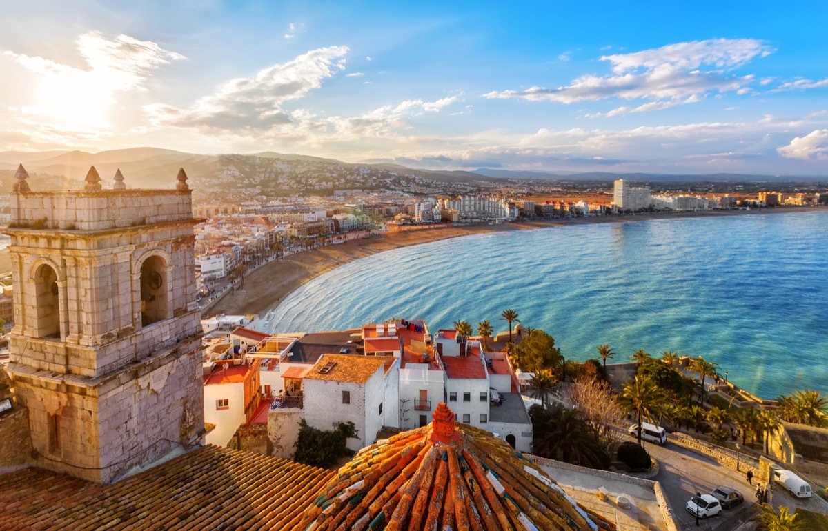 Picture of the beaches and city in Spain.