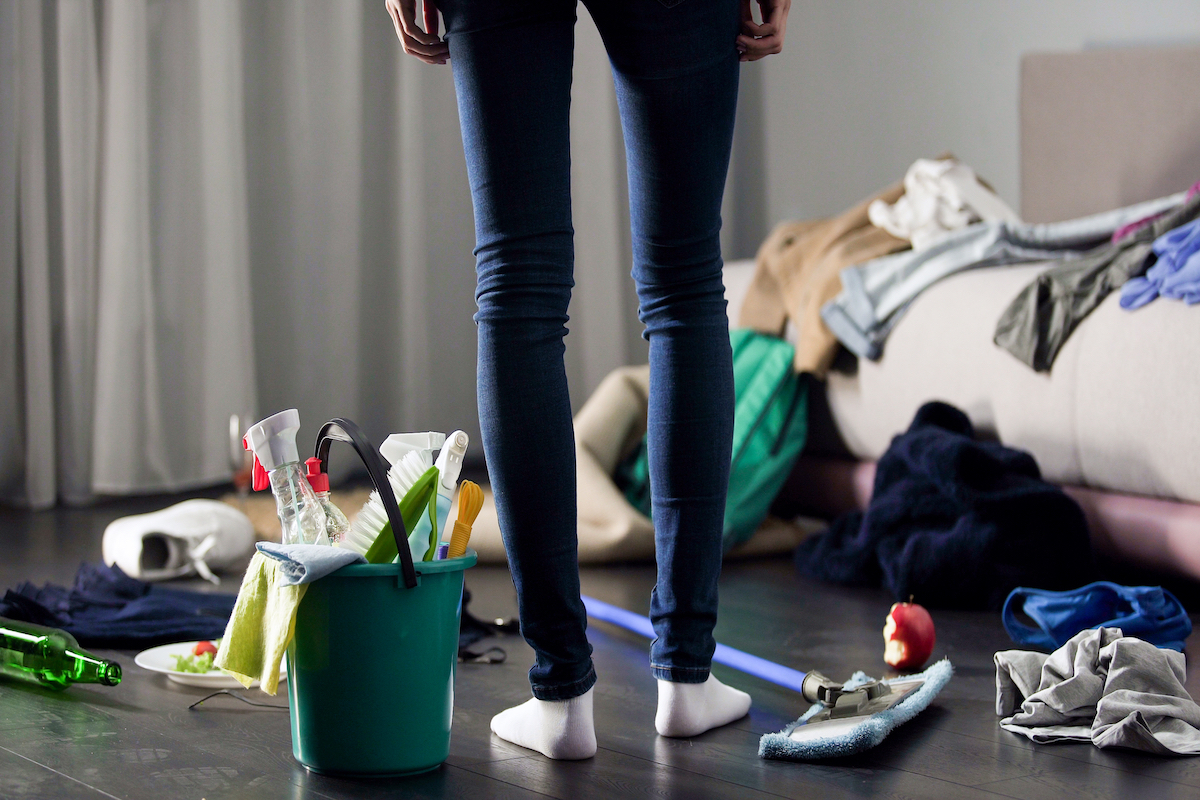 girl in messy room