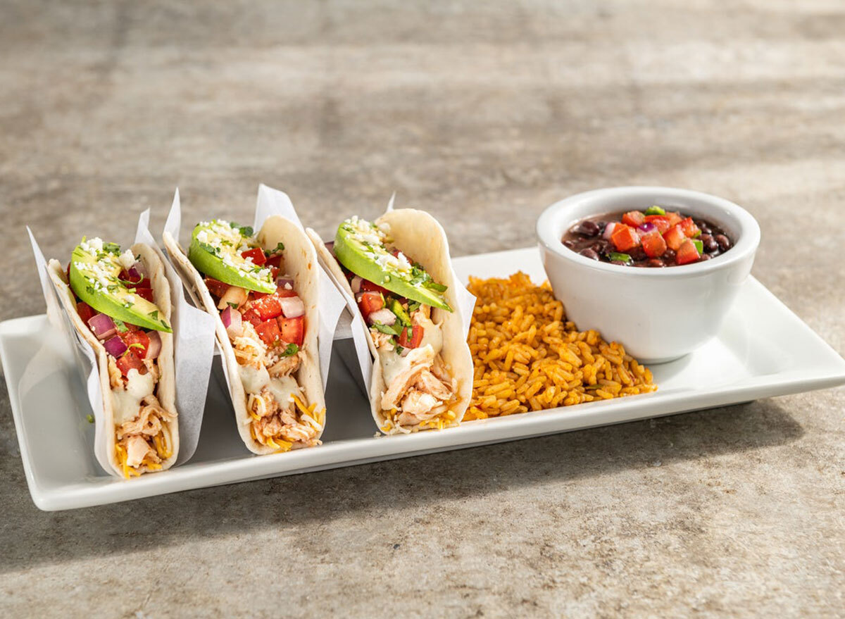 chilis ranchero chicken tacos