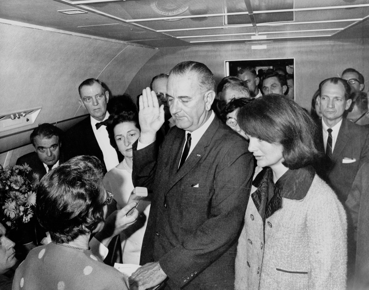 Lyndon B. Johnson getting sworn in next to Jackie Kennedy Jackie Kennedy Pink Chanel Suit