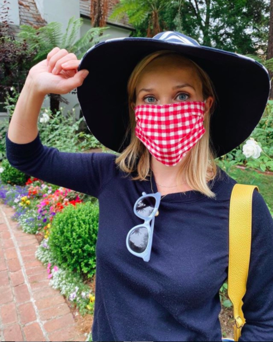 Reese Witherspoon Instagram mask selfie