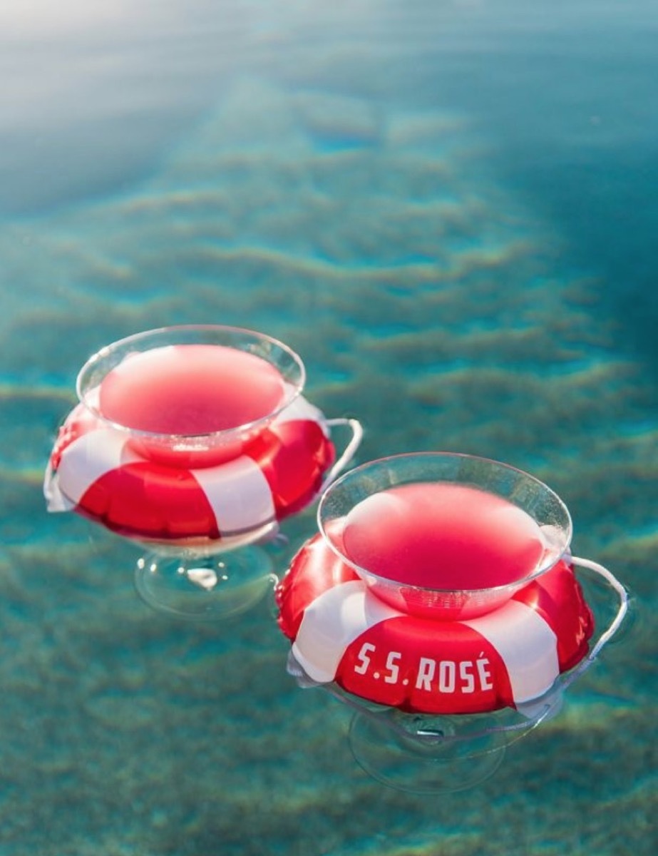 wine cup pool holder, summer party essentials