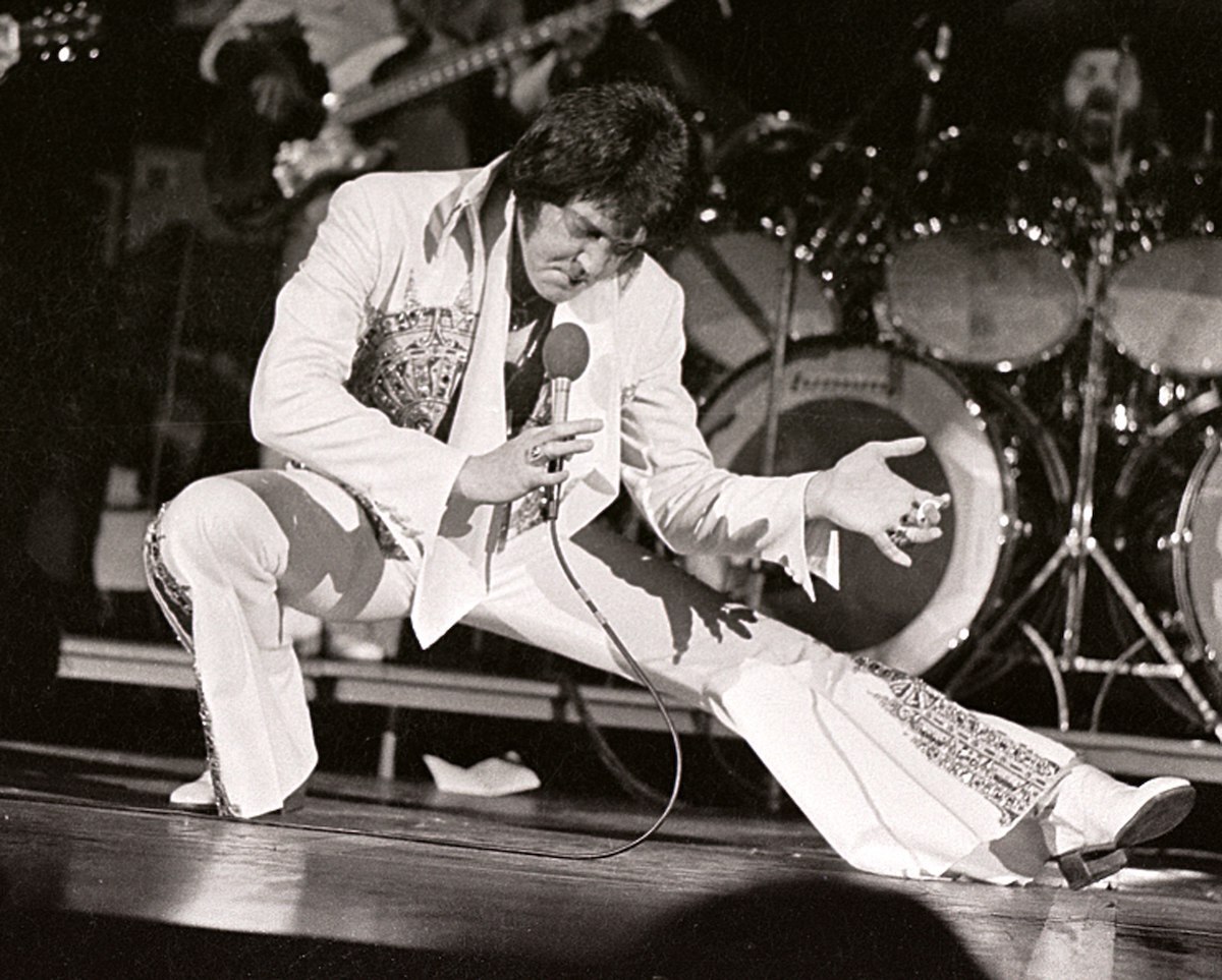 Elvis Presley performing in Milwaukee in 1977