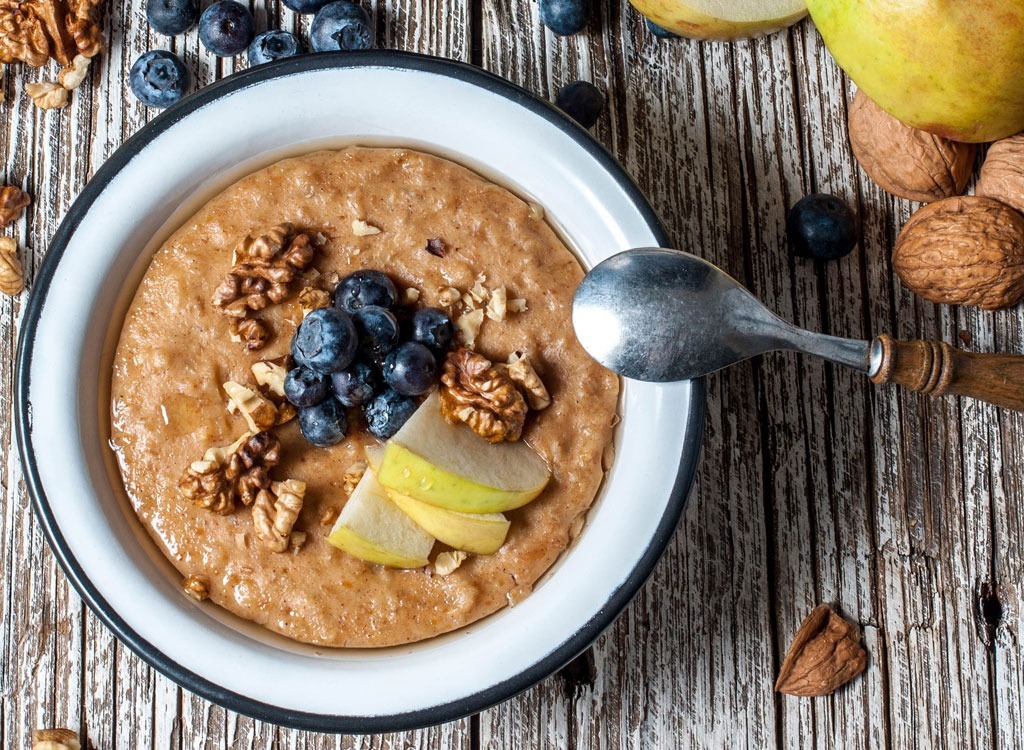 Oatmeal with fruit