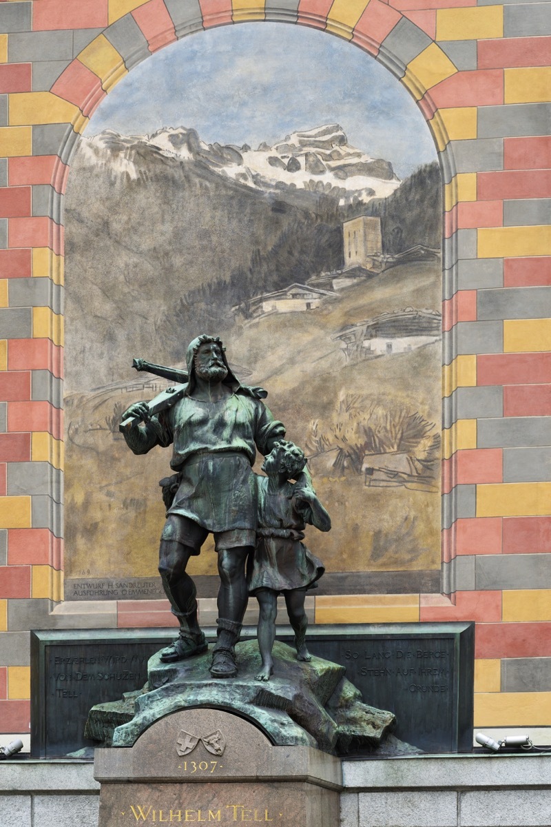 William tell statue