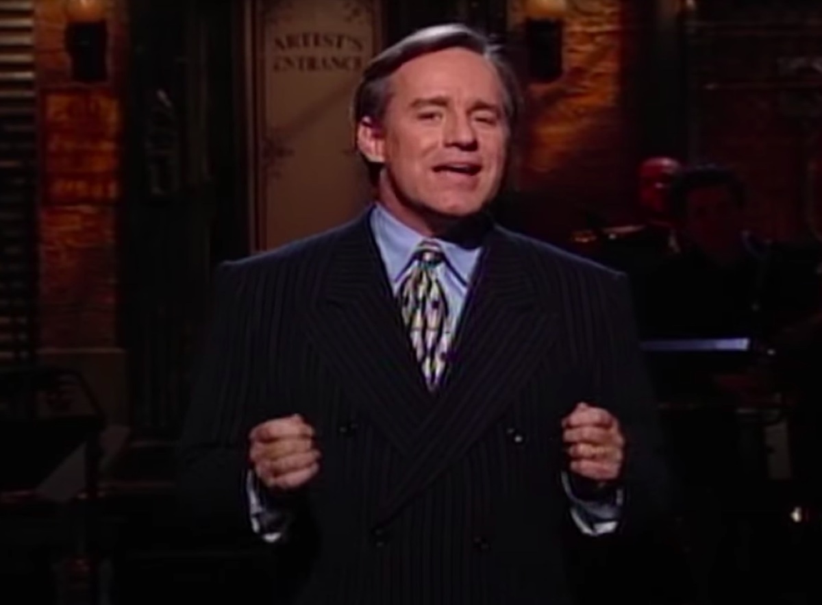 Phil Hartman hosting SNL